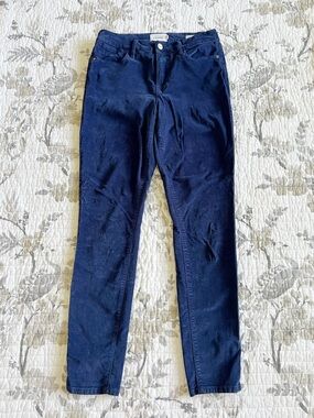 Frame Le Skinny Velvet Jeans in Navy Blue • 26